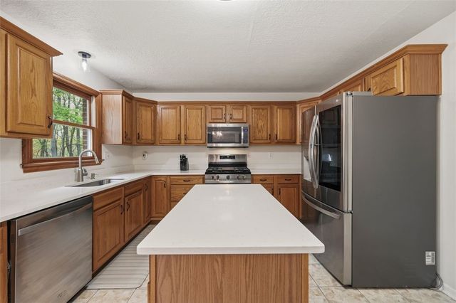 2436 Wedgewood Dr, Franklin Park, PA 15090