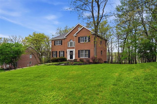 2436 Wedgewood Dr, Franklin Park, PA 15090