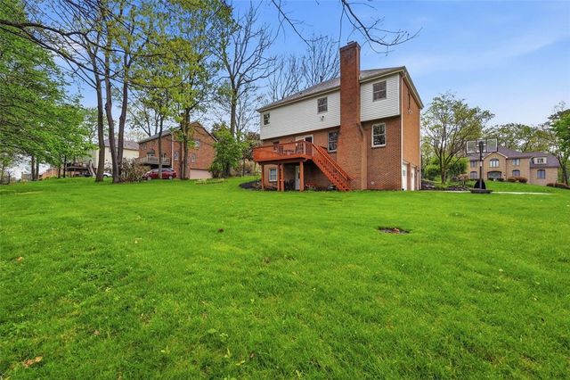 2436 Wedgewood Dr, Franklin Park, PA 15090
