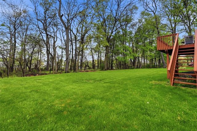 2436 Wedgewood Dr, Franklin Park, PA 15090