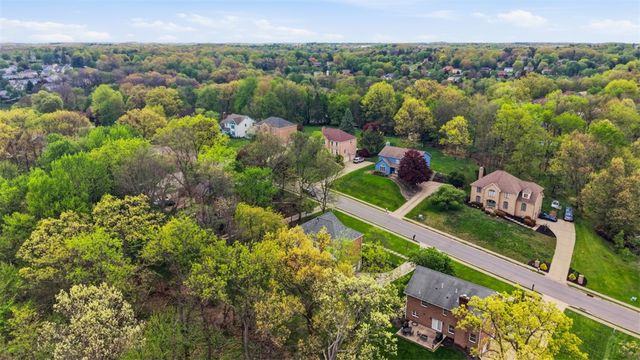 2436 Wedgewood Dr, Franklin Park, PA 15090