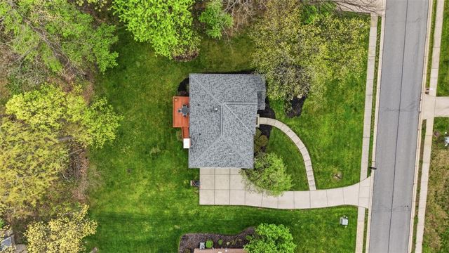2436 Wedgewood Dr, Franklin Park, PA 15090