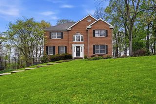 2436 Wedgewood Dr, Franklin Park, PA 15090