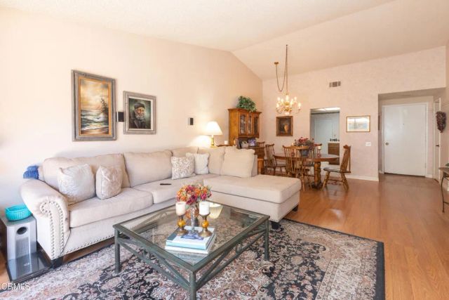 44142 Village 44, Camarillo, CA 93012
