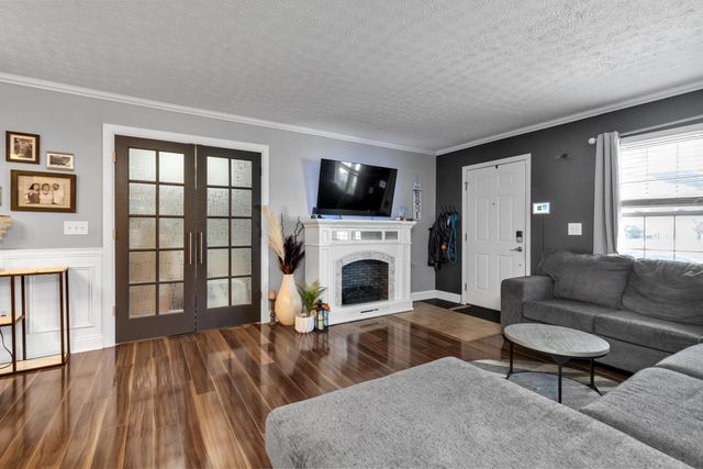 5488 Cedar Spring, Columbus, OH 43228