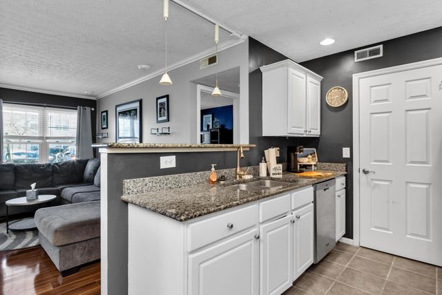 5488 Cedar Spring, Columbus, OH 43228