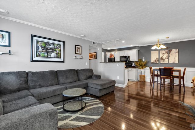 5488 Cedar Spring, Columbus, OH 43228