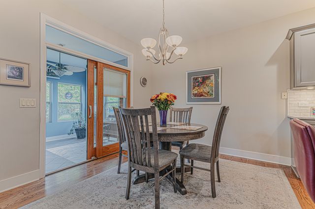 236 Schmidt Drive, Hampshire, IL 60140