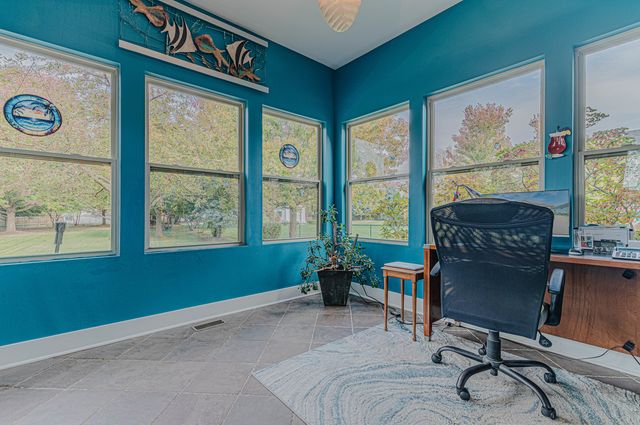 236 Schmidt Drive, Hampshire, IL 60140