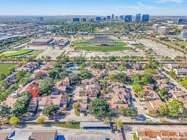 880 Tully Road 81, Houston, TX 77079