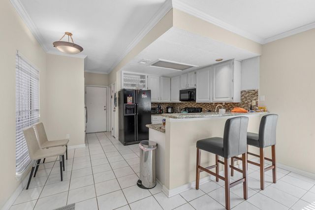 880 Tully Road 81, Houston, TX 77079