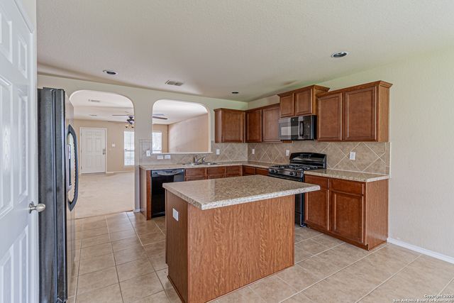 139 NESTING GDN, San Antonio, TX 78253