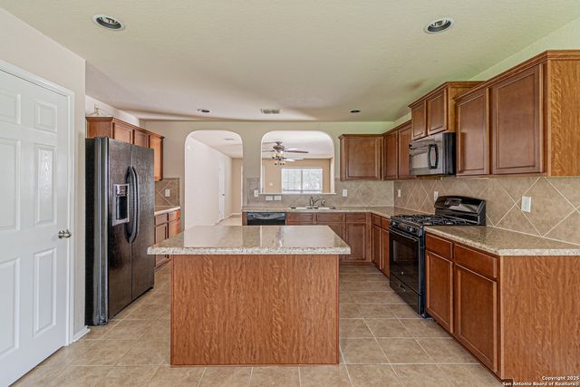 139 NESTING GDN, San Antonio, TX 78253