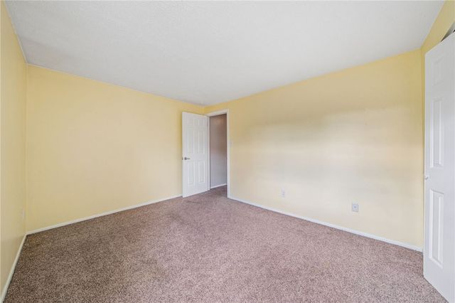1204 Timberidge Dr, Bethel Park, PA 15102