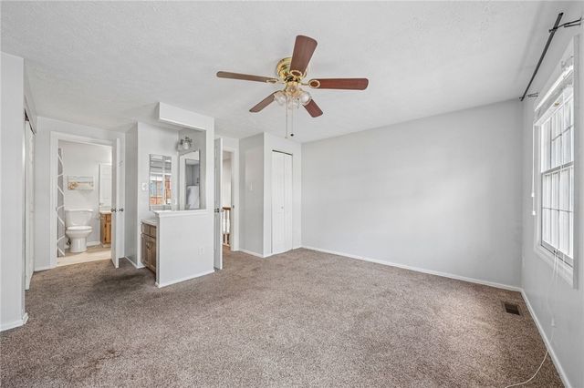 1204 Timberidge Dr, Bethel Park, PA 15102