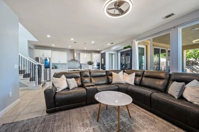 850 Romneya, Santa Maria, CA 93455