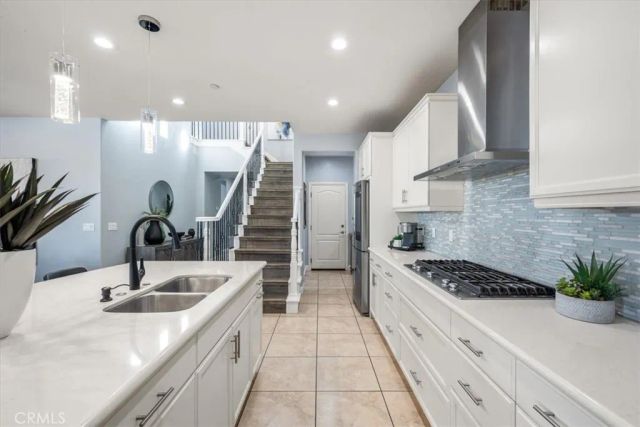 850 Romneya, Santa Maria, CA 93455