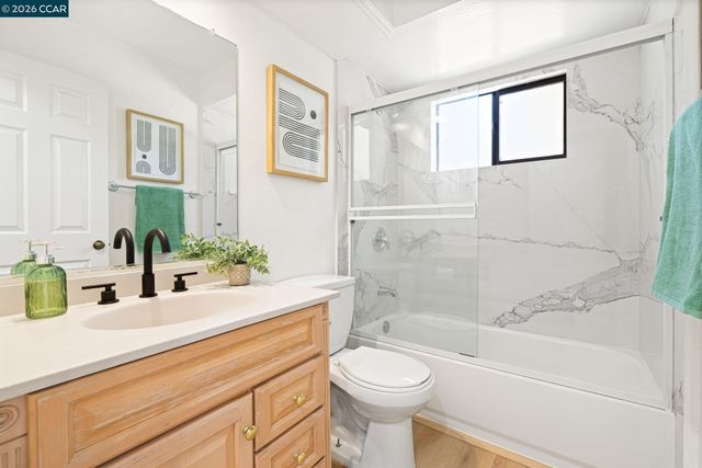 2542 Mockingbird Hill Rd, Walnut Creek, CA 94597