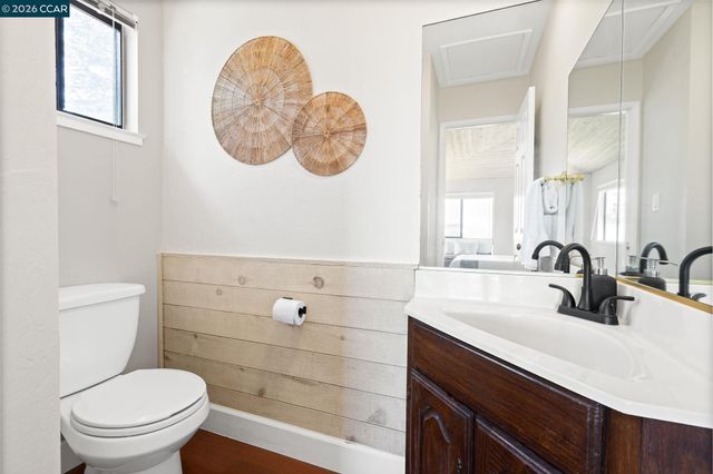 2542 Mockingbird Hill Rd, Walnut Creek, CA 94597