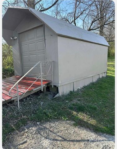 451 Lincoln Trail, Stanford, KY 40484