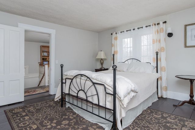 228 Maple Street, Hopkinton, NH 03229