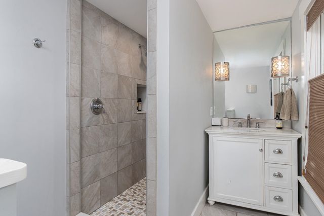 228 Maple Street, Hopkinton, NH 03229