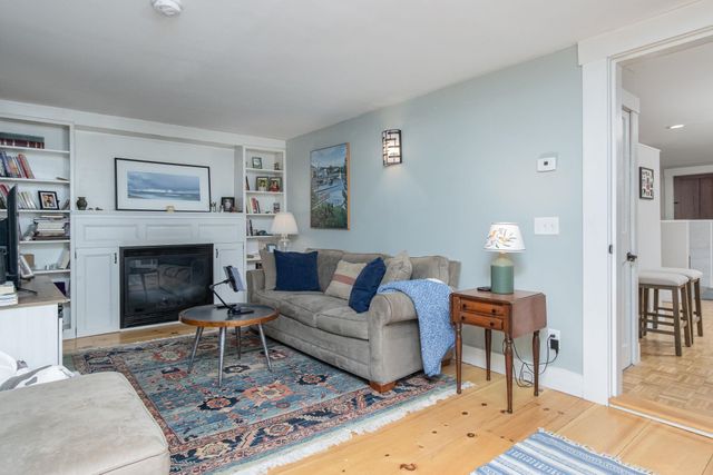 228 Maple Street, Hopkinton, NH 03229