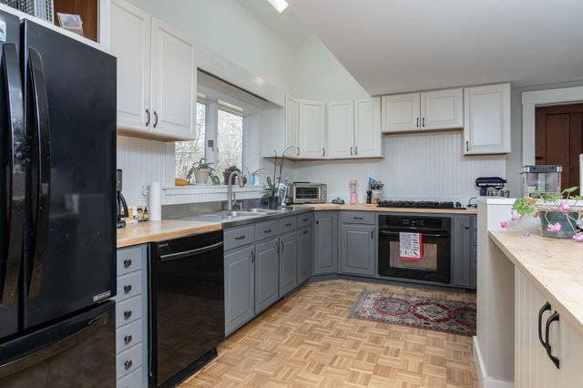 228 Maple Street, Hopkinton, NH 03229