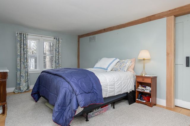 228 Maple Street, Hopkinton, NH 03229