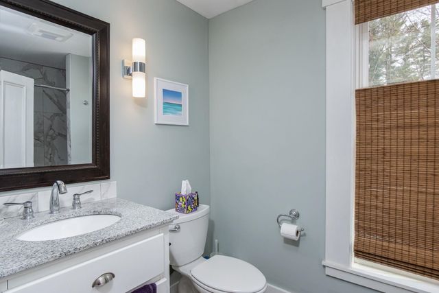228 Maple Street, Hopkinton, NH 03229