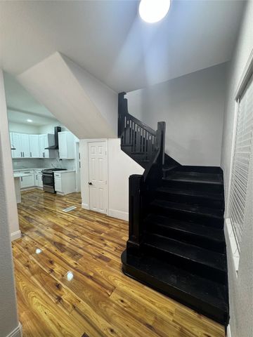 935 W Houston Street, Sherman, TX 75092