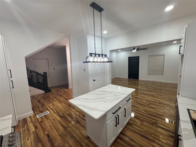 935 W Houston Street, Sherman, TX 75092