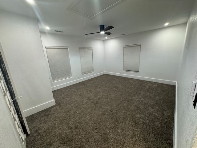 935 W Houston Street, Sherman, TX 75092