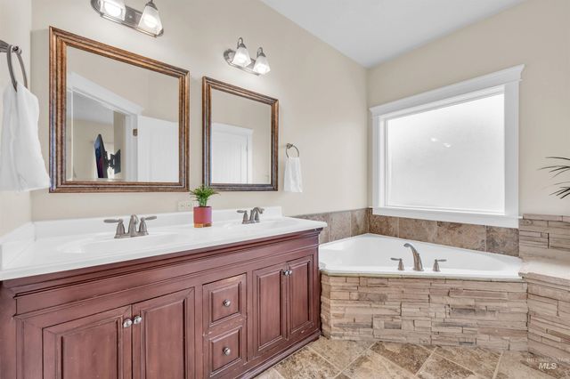 2605 Springcrest Street, Caldwell, ID 83607