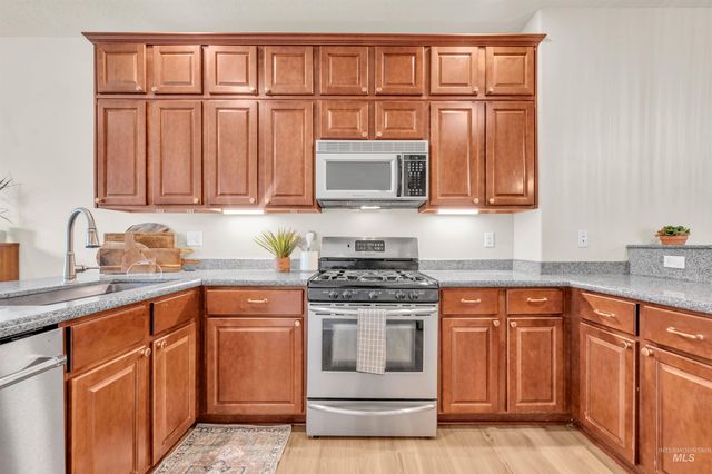 2605 Springcrest Street, Caldwell, ID 83607