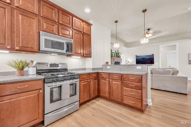 2605 Springcrest Street, Caldwell, ID 83607