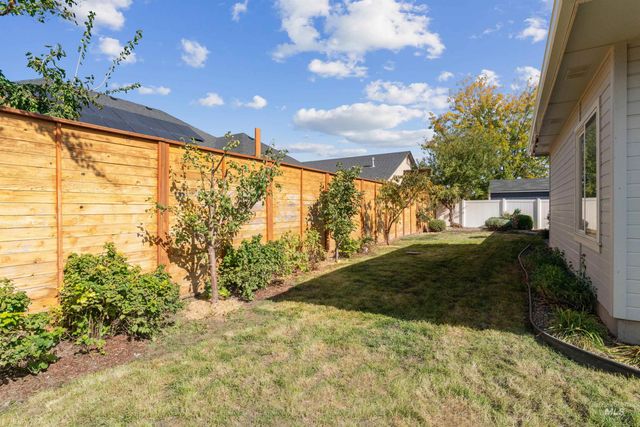 2605 Springcrest Street, Caldwell, ID 83607