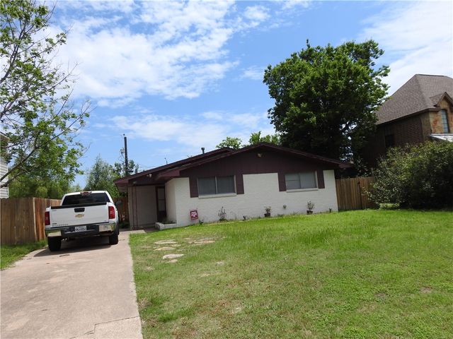 108 Moss Street, College Station, TX 77840