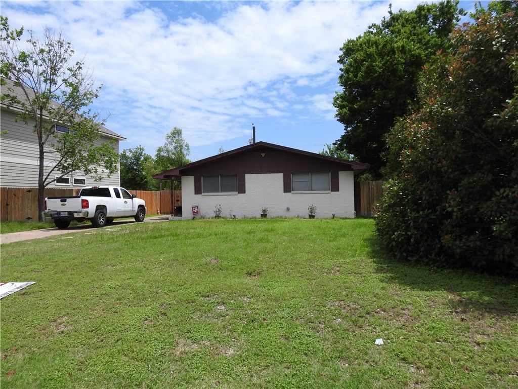 108 Moss Street, College Station, TX 77840