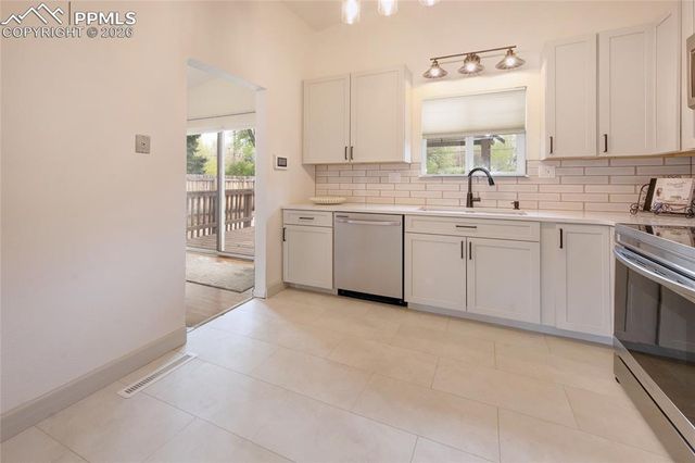 2710 N Arcadia Street, Colorado Springs, CO 80907