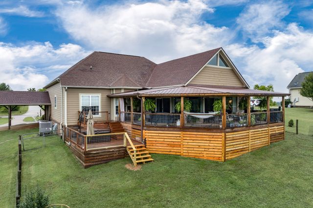 1855 Lochlann Dr, Culleoka, TN 38451