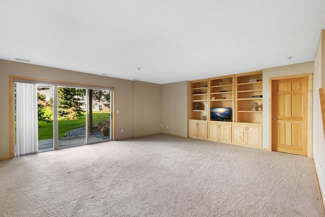 20035 Homestead Court 28, Lakeville, MN 55044