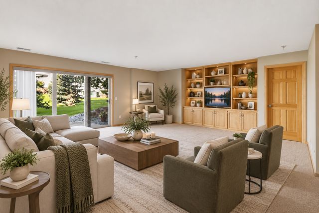 20035 Homestead Court 28, Lakeville, MN 55044