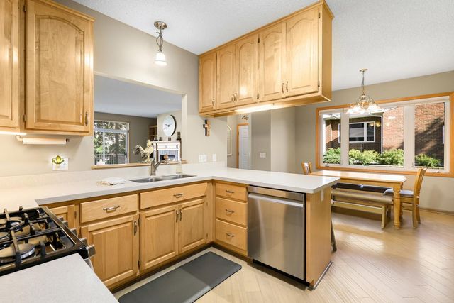 20035 Homestead Court 28, Lakeville, MN 55044