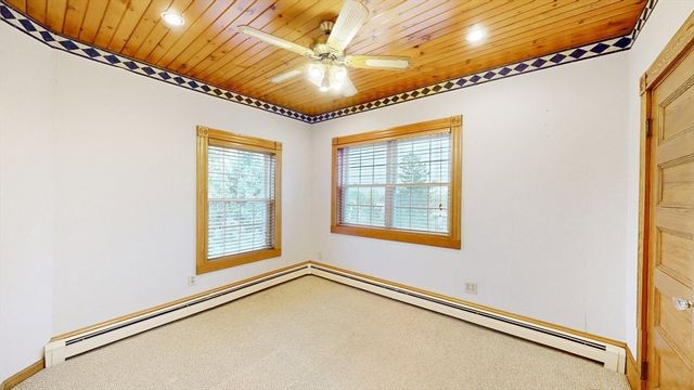 654 Main St, Watertown, MA 02472
