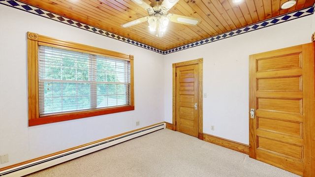 654 Main St, Watertown, MA 02472