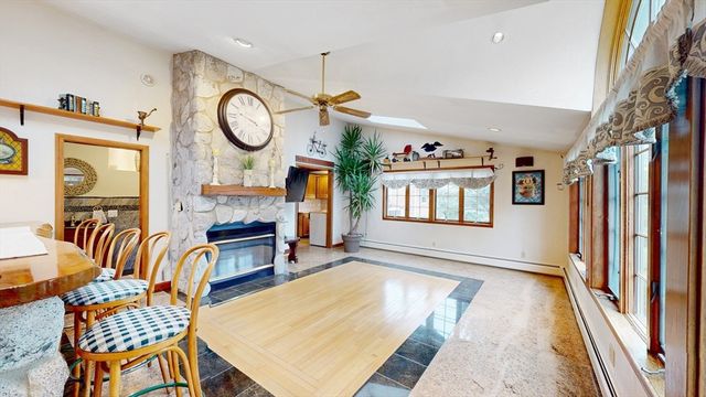 654 Main St, Watertown, MA 02472