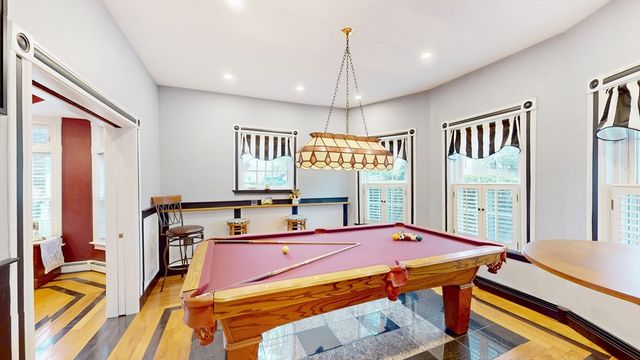 654 Main St, Watertown, MA 02472