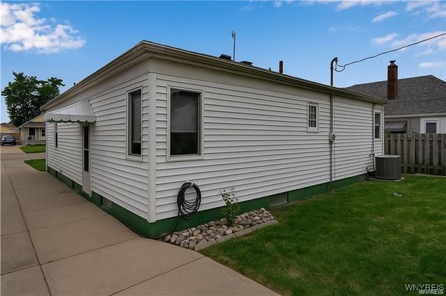 179 Hamilton Boulevard, Tonawanda, NY 14217