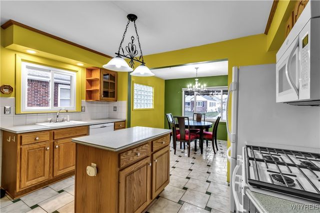 179 Hamilton Boulevard, Tonawanda, NY 14217